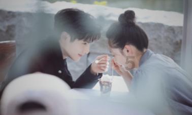 蓝蓝夏日